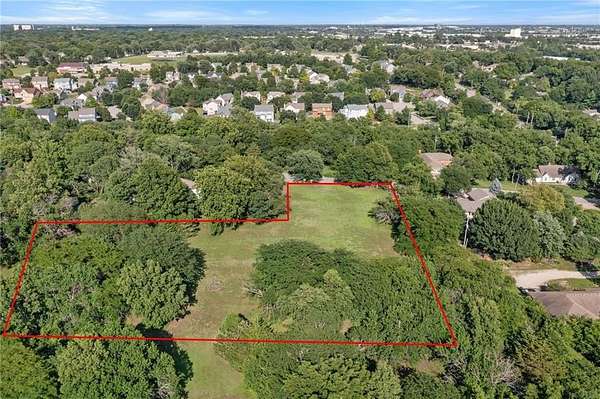 2.86 Acres of Residential Land for Sale in Olathe, Kansas