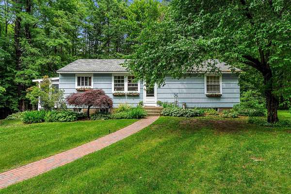 1.5 Acres of Land with Home for Sale in Dunbarton Town, New Hampshire