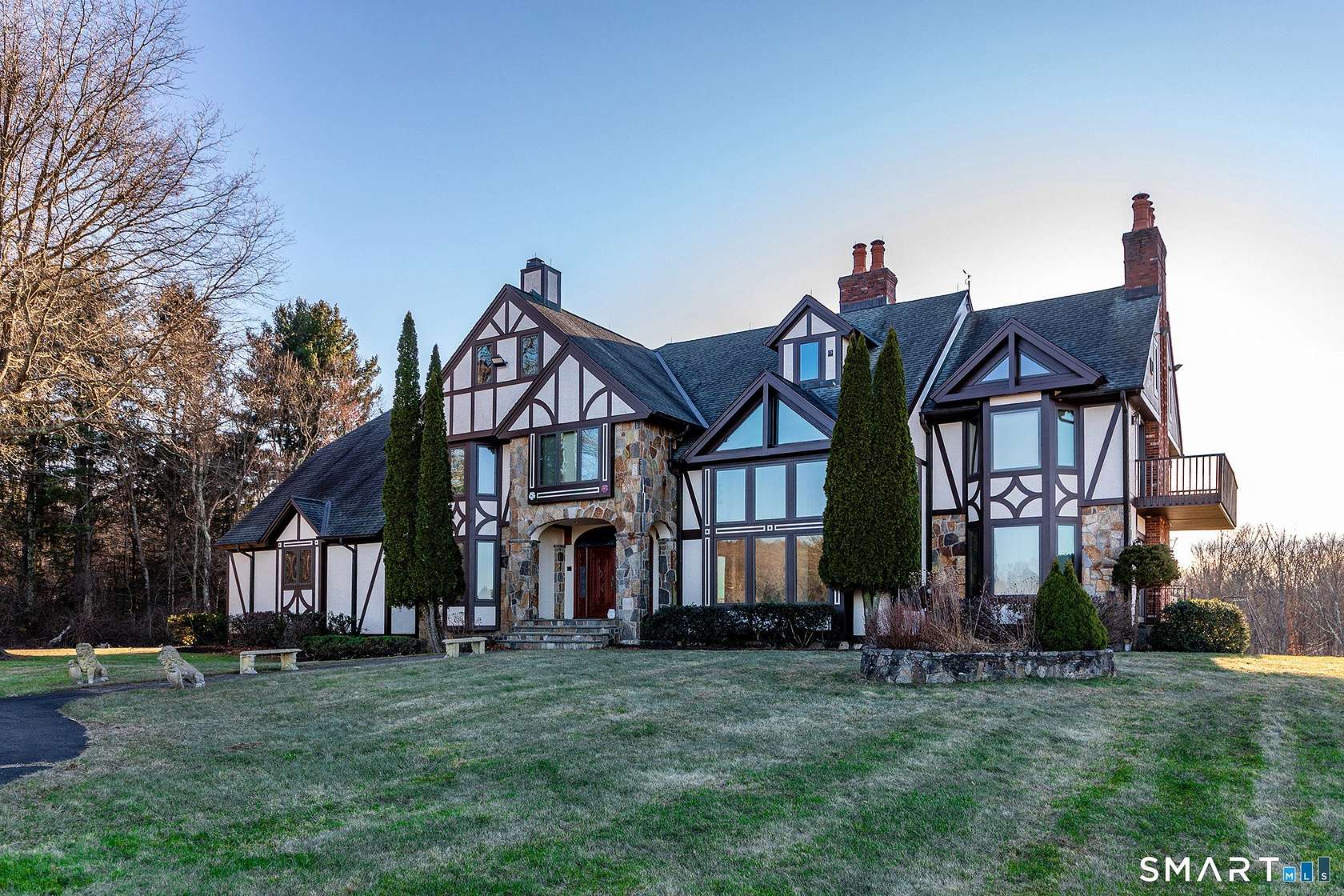 10 Acres of Land with Home for Sale in Roxbury, Connecticut