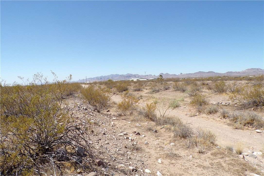 2.35 Acres of Residential Land for Sale in Golden Valley, Arizona