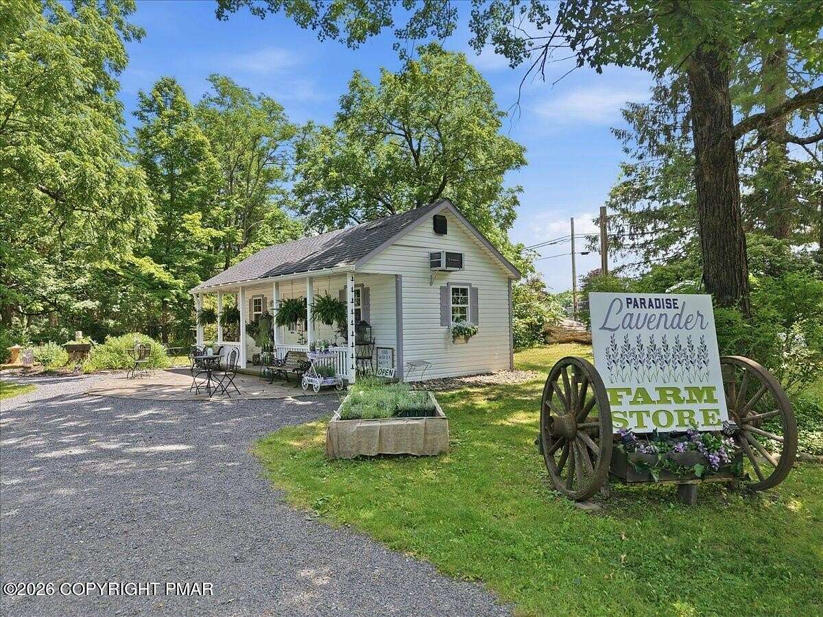9 Acres of Improved Commercial Land for Sale in Cresco, Pennsylvania