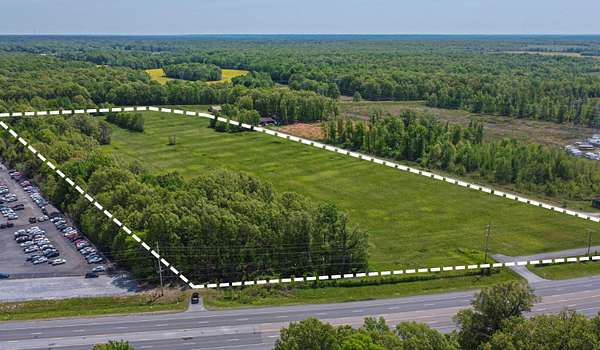 21.9 Acres of Commercial Land for Sale in Paducah, Kentucky