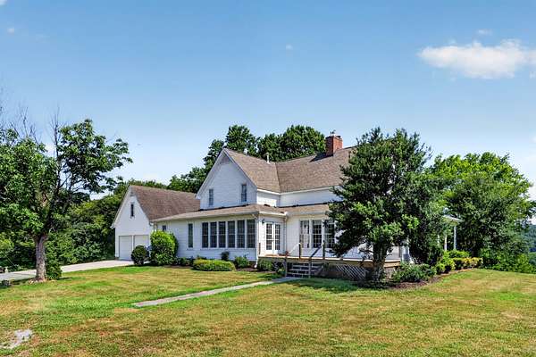 37.3 Acres of Agricultural Land with Home for Sale in Liberty, Tennessee