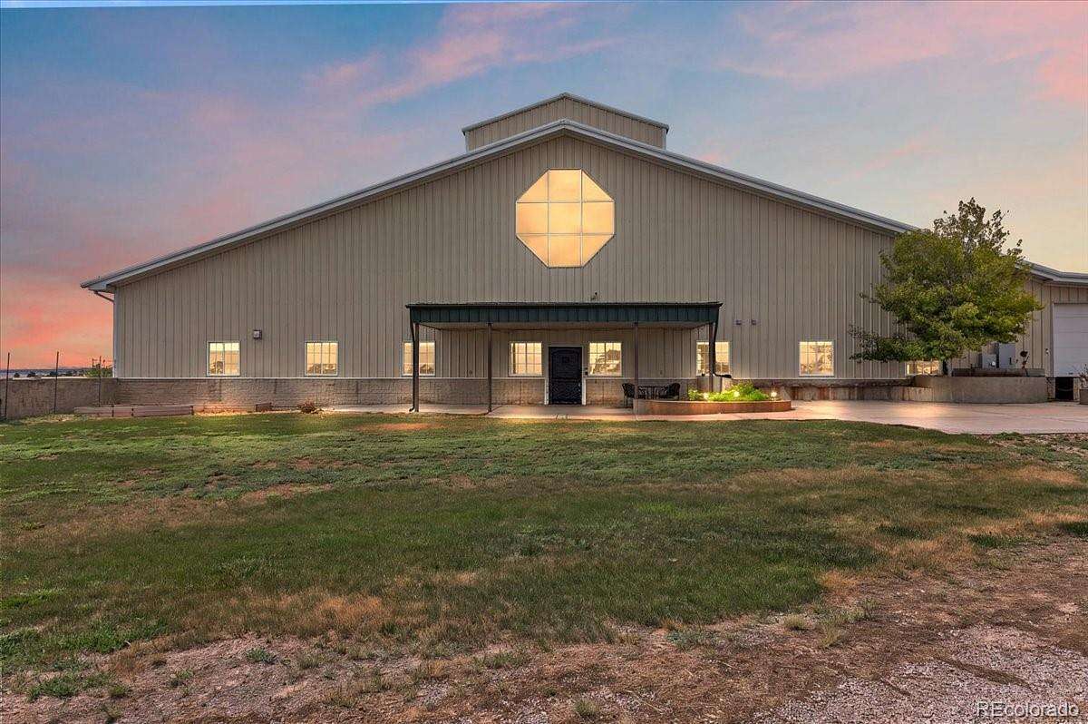 45.8 Acres of Agricultural Land with Home for Sale in Pueblo, Colorado