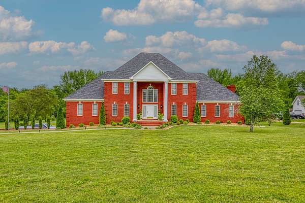 2 Acres of Land with Home for Sale in Greenbrier, Tennessee