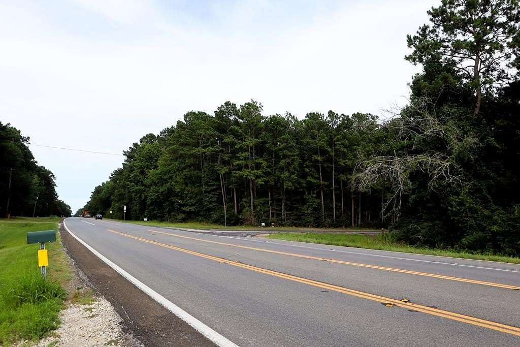 9.54 Acres of Mixed-Use Land for Sale in Huntington, Texas