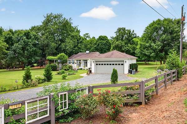 4 Acres of Land with Home for Sale in Madison, Georgia