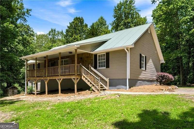1.5 Acres of Land with Home for Sale in Dahlonega, Georgia