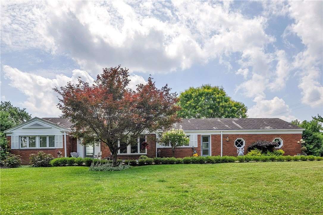 1.7 Acres of Land with Home for Sale in Carnegie, Pennsylvania