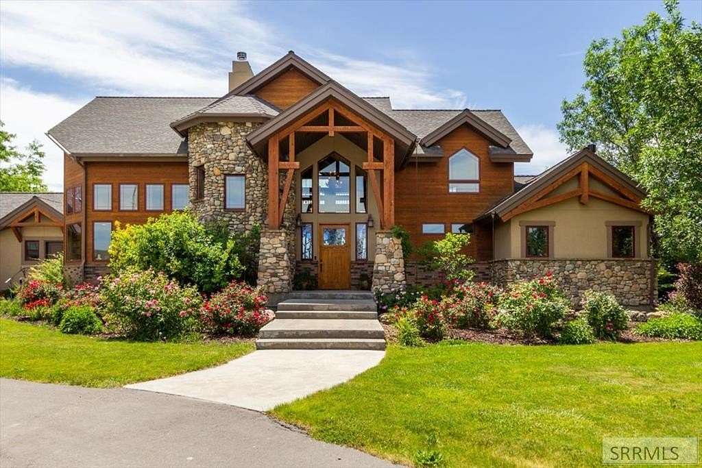 4.77 Acres of Land with Home for Sale in Idaho Falls, Idaho