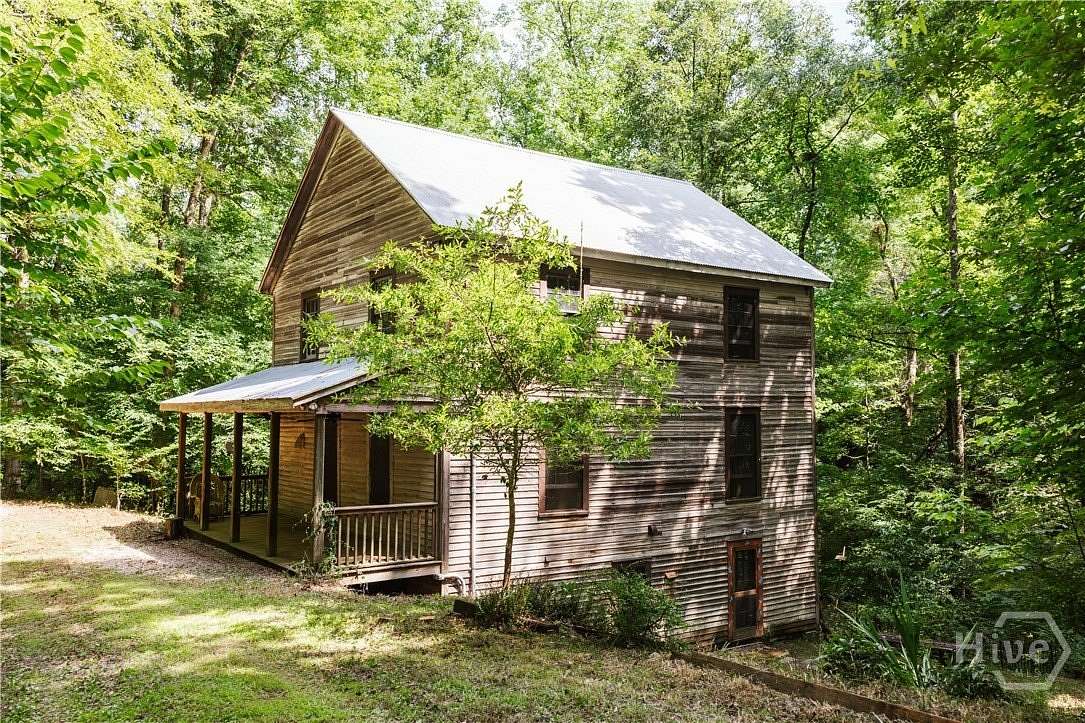 6 Acres of Land with Home for Sale in Watkinsville, Georgia