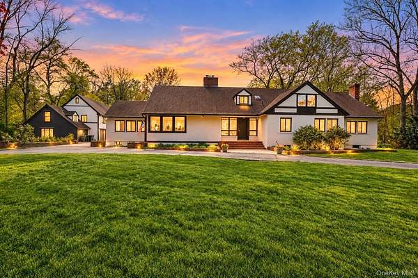2.25 Acres of Land with Home for Lease in Locust Valley, New York