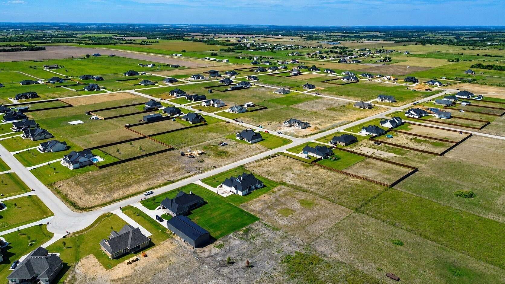 1 Acre of Residential Land for Sale in Venus, Texas