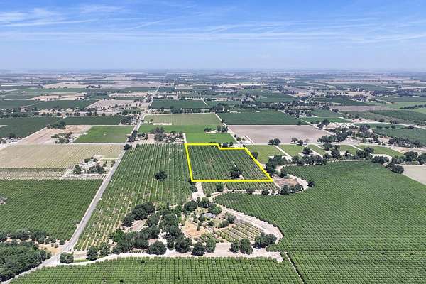 18.7 Acres of Land for Sale in Lemoore, California