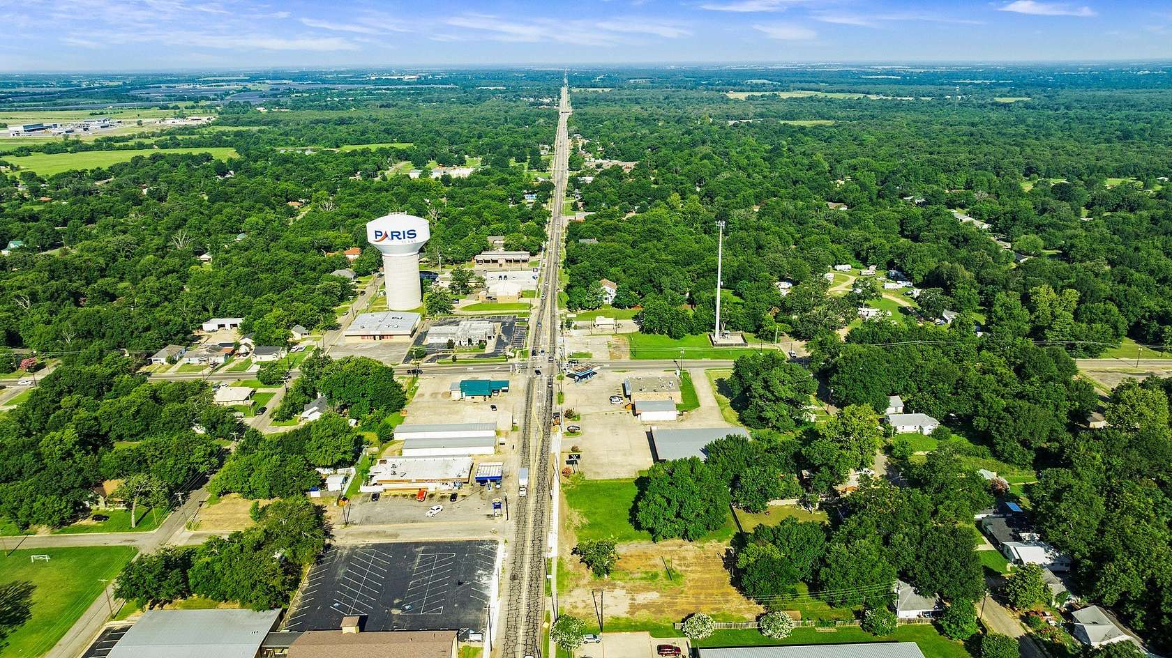1.52 Acres of Commercial Land for Sale in Paris, Texas