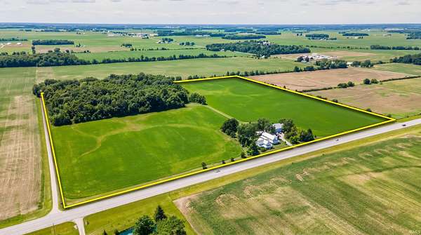 39.4 Acres of Agricultural Land with Home for Sale in Winchester, Indiana