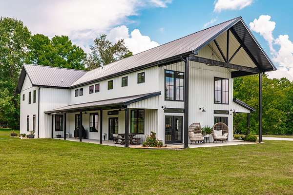 2.82 Acres of Land with Home for Sale in Goodlettsville, Tennessee