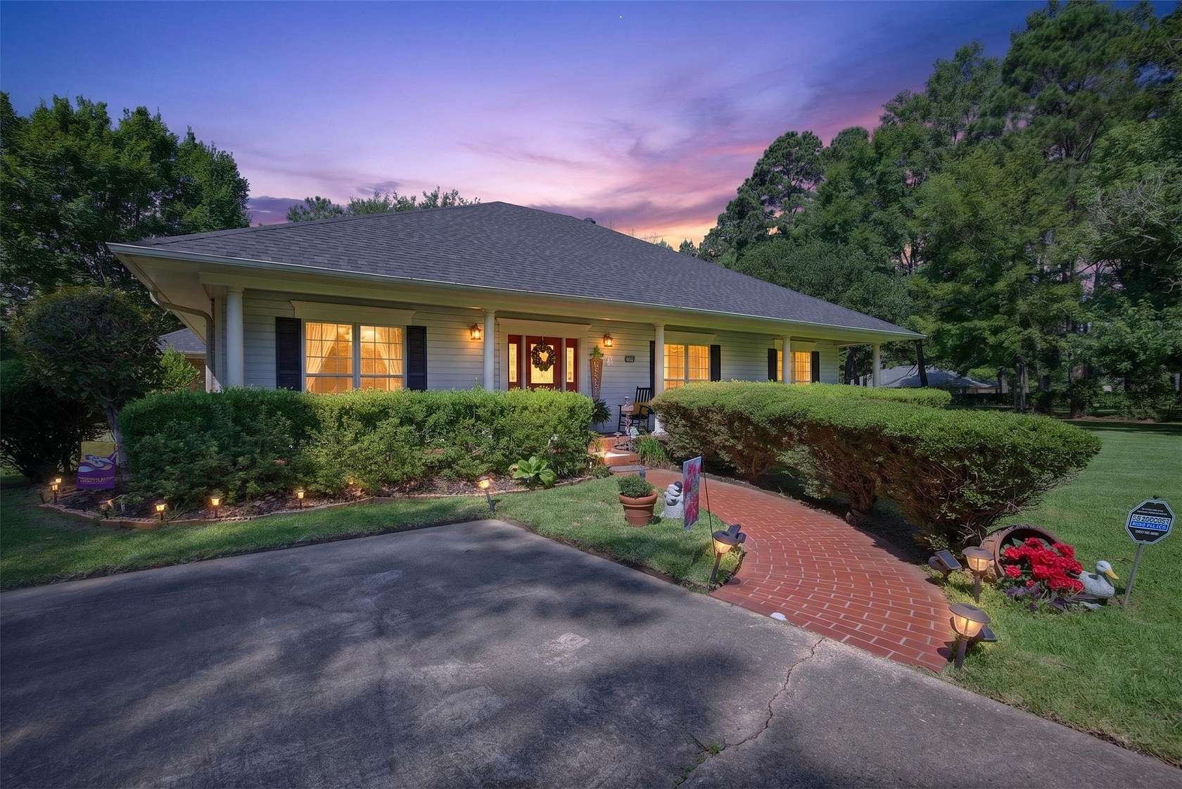 1.65 Acres of Land with Home for Sale in Shreveport, Louisiana