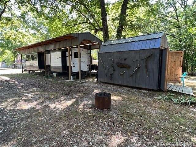 0.06 Acres of Land for Sale in Kansas, Oklahoma