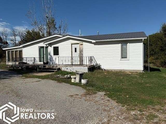 2 Acres of Land with Home for Sale in Ottumwa, Iowa