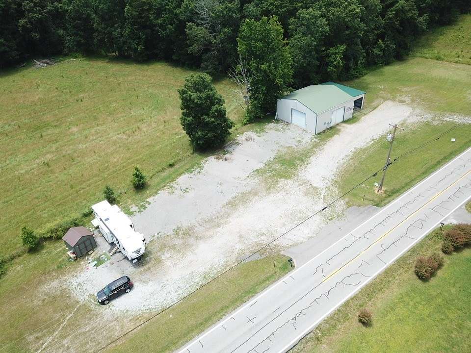 2 Acres of Improved Residential Land for Sale in Grandview, Tennessee