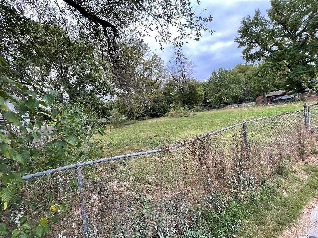 0.36 Acres of Residential Land for Sale in Kansas City, Missouri