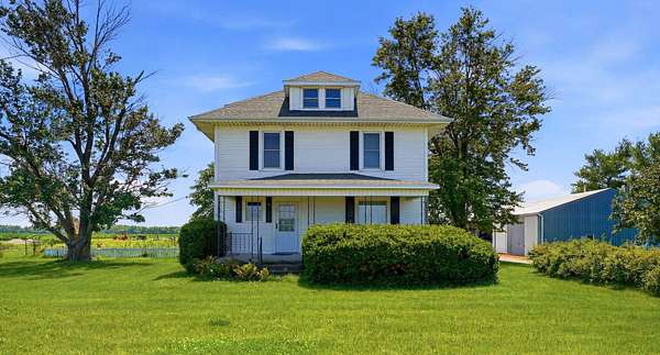2.5 Acres of Residential Land for Sale in Columbus Junction, Iowa