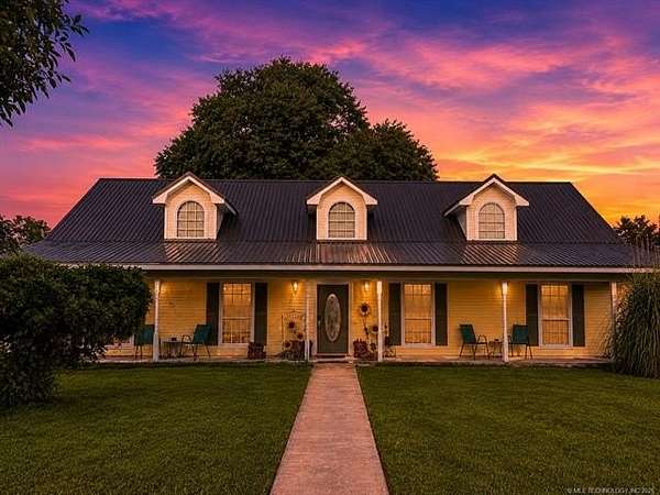 19.5 Acres of Land with Home for Sale in Coleman, Oklahoma