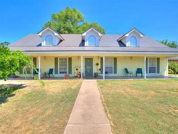 19.5 Acres of Land with Home for Sale in Coleman, Oklahoma
