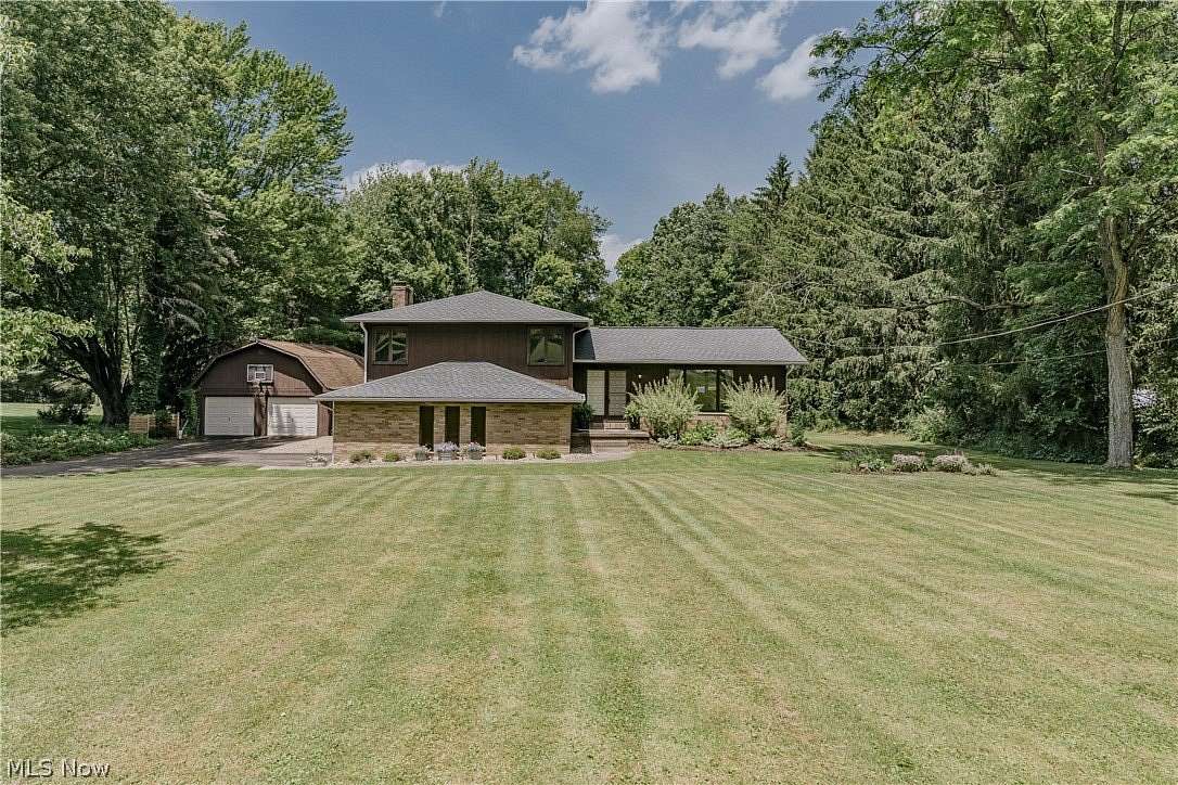 3.58 Acres of Land with Home for Sale in New Franklin, Ohio