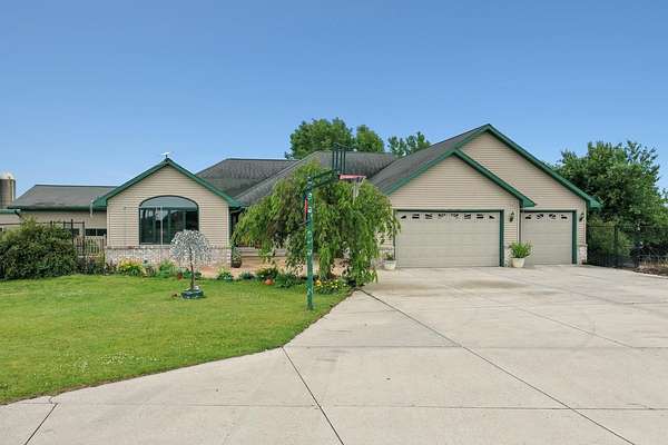 5.1 Acres of Land with Home for Sale in Reedsville, Wisconsin