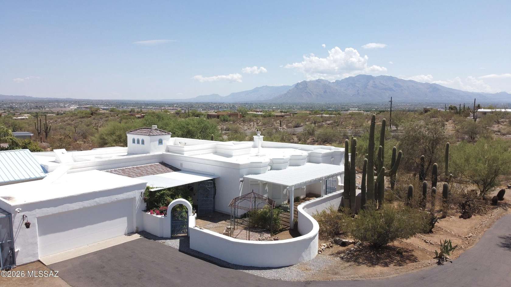 3 Acres of Land with Home for Sale in Tucson, Arizona