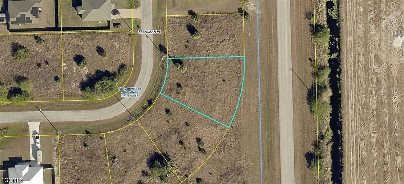 0.3 Acres of Residential Land for Auction in LaBelle, Florida