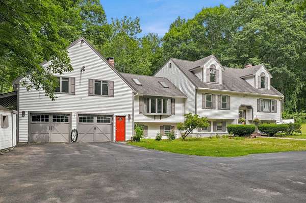 1.58 Acres of Land with Home for Sale in Londonderry, New Hampshire