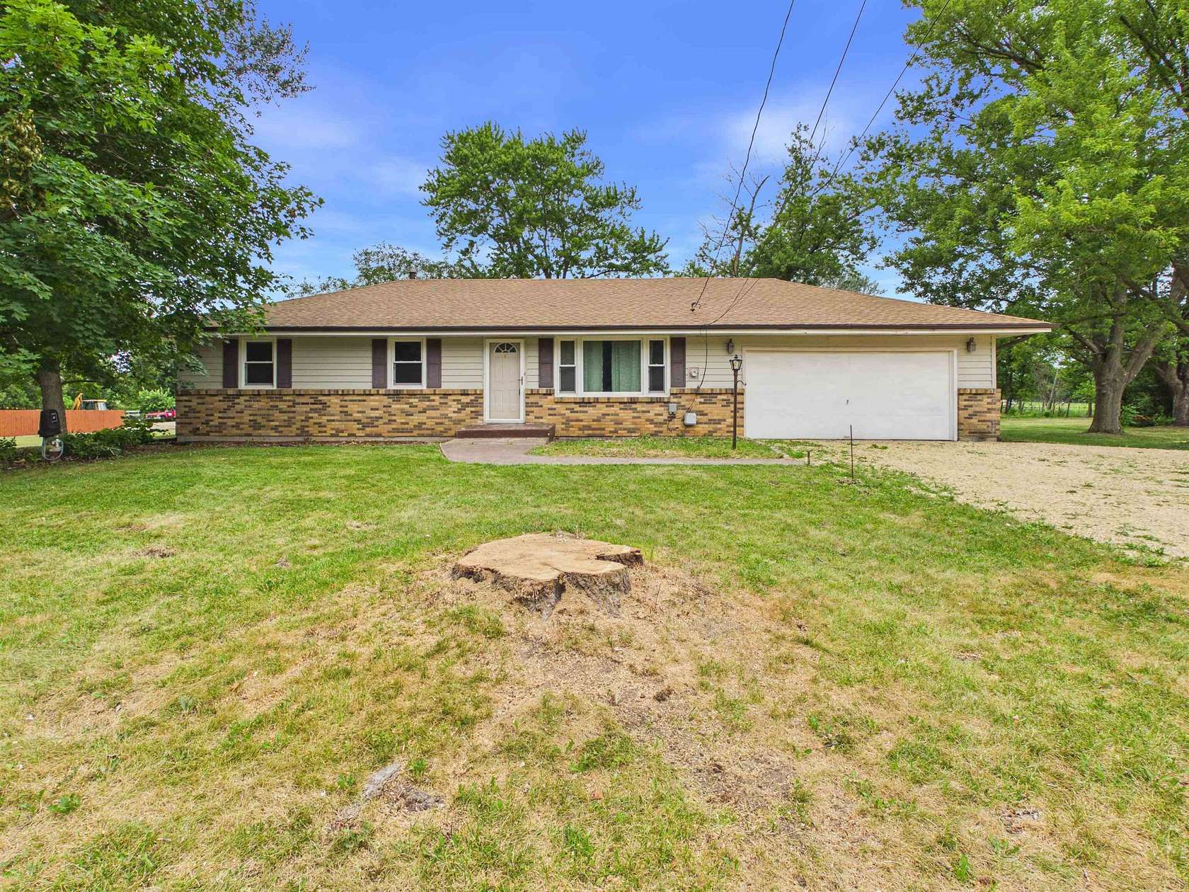 5 Acres of Land with Home for Sale in Rockford, Illinois