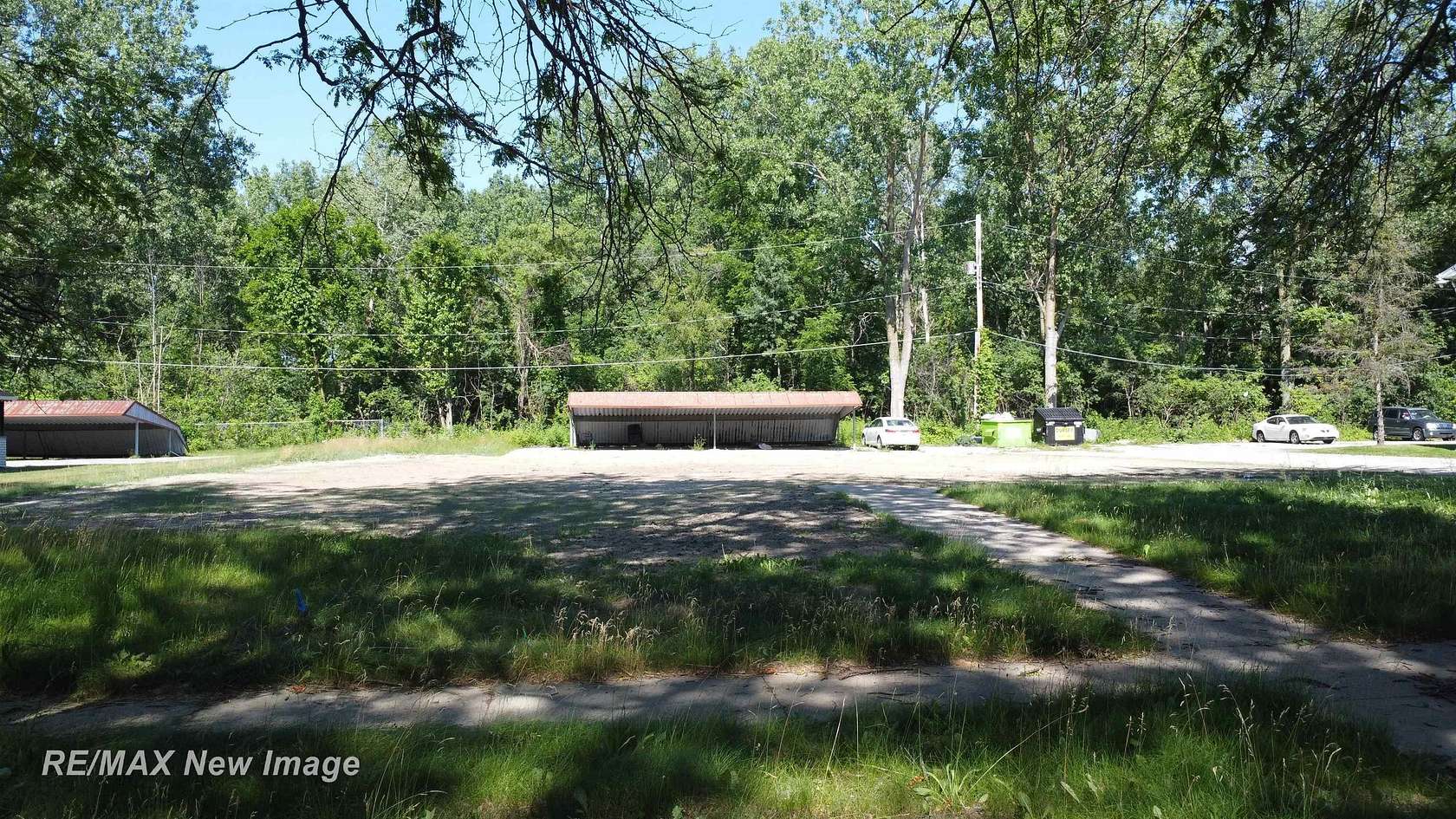 0.34 Acres of Commercial Land for Sale in Saginaw, Michigan