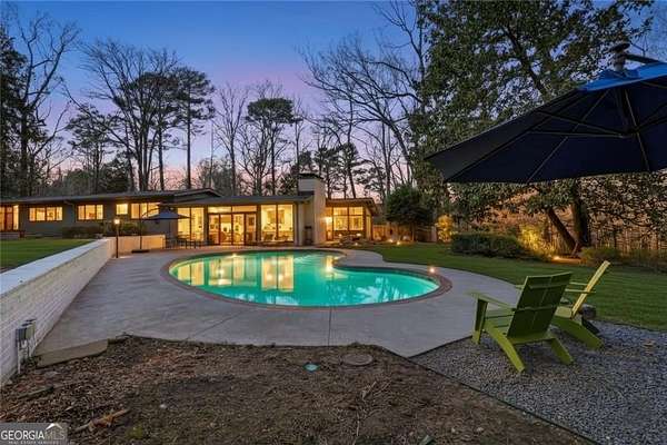 3.2 Acres of Land with Home for Sale in Atlanta, Georgia