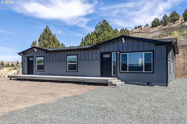 2.1 Acres of Land with Home for Sale in John Day, Oregon