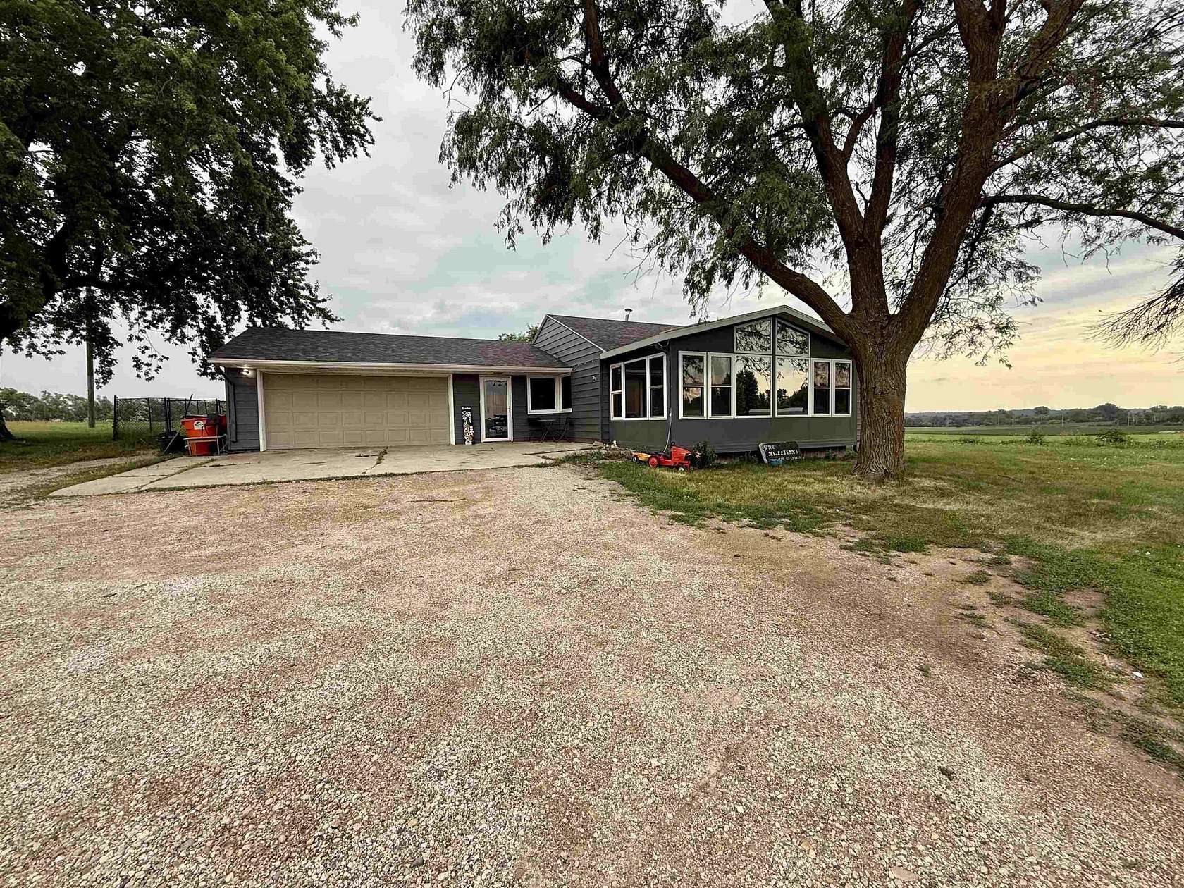 2.89 Acres of Land with Home for Sale in Cherokee, Iowa