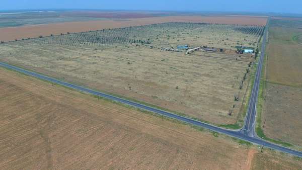 25 Acres of Land for Sale in Lamesa, Texas