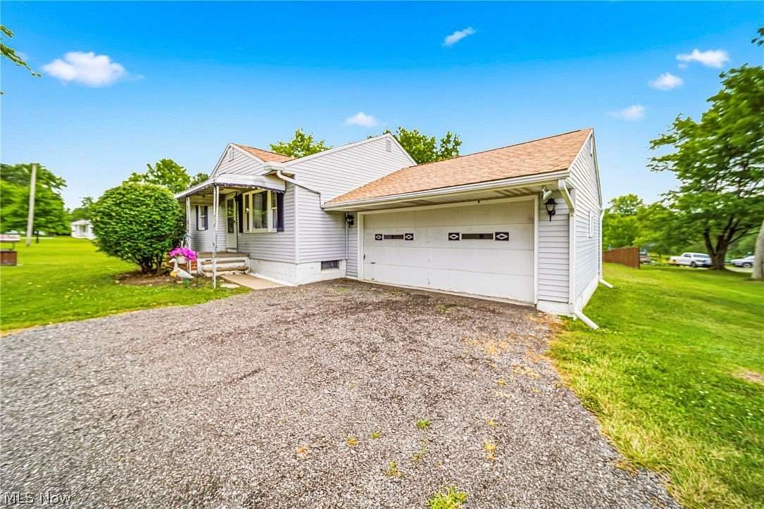 12.5 Acres of Land with Home for Sale in Chardon, Ohio