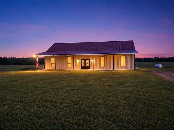 14.5 Acres of Land with Home for Sale in Kaufman, Texas