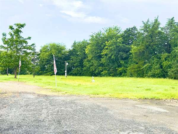 4.4 Acres of Residential Land for Sale in Sulphur Springs, Texas