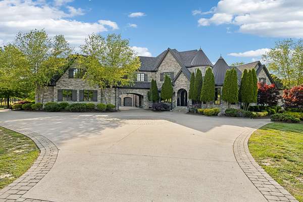 62.2 Acres of Land with Home for Sale in College Grove, Tennessee