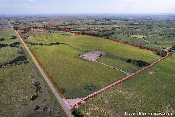 120 Acres of Land for Sale in Cheyenne, Oklahoma