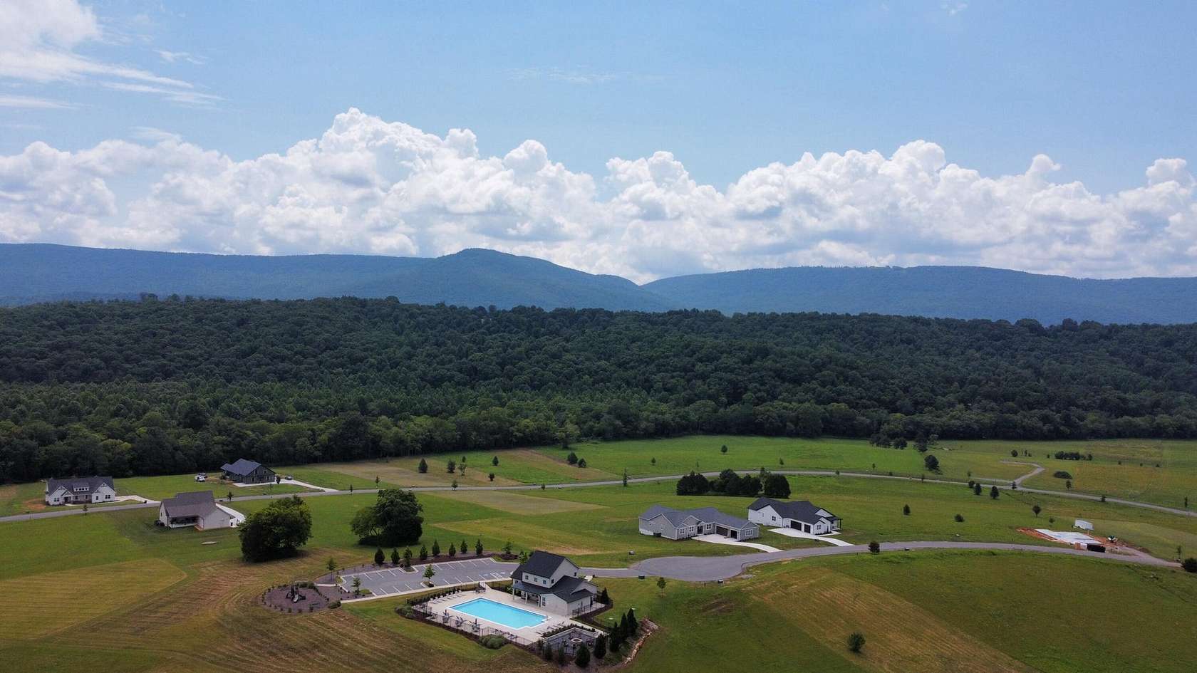 0.96 Acres of Residential Land for Sale in Dunlap, Tennessee