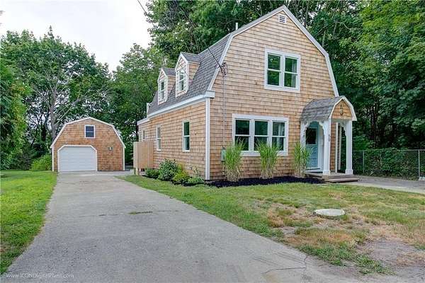 25 Acres of Land with Home for Lease in Jamestown, Rhode Island