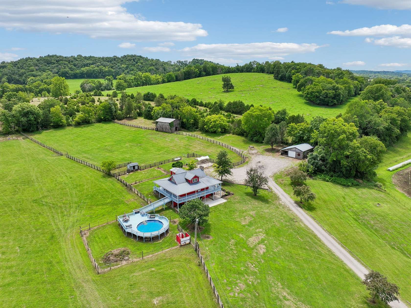 34.3 Acres of Land with Home for Sale in Hickman, Tennessee