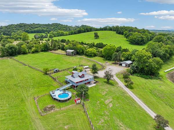 34.3 Acres of Land with Home for Sale in Hickman, Tennessee