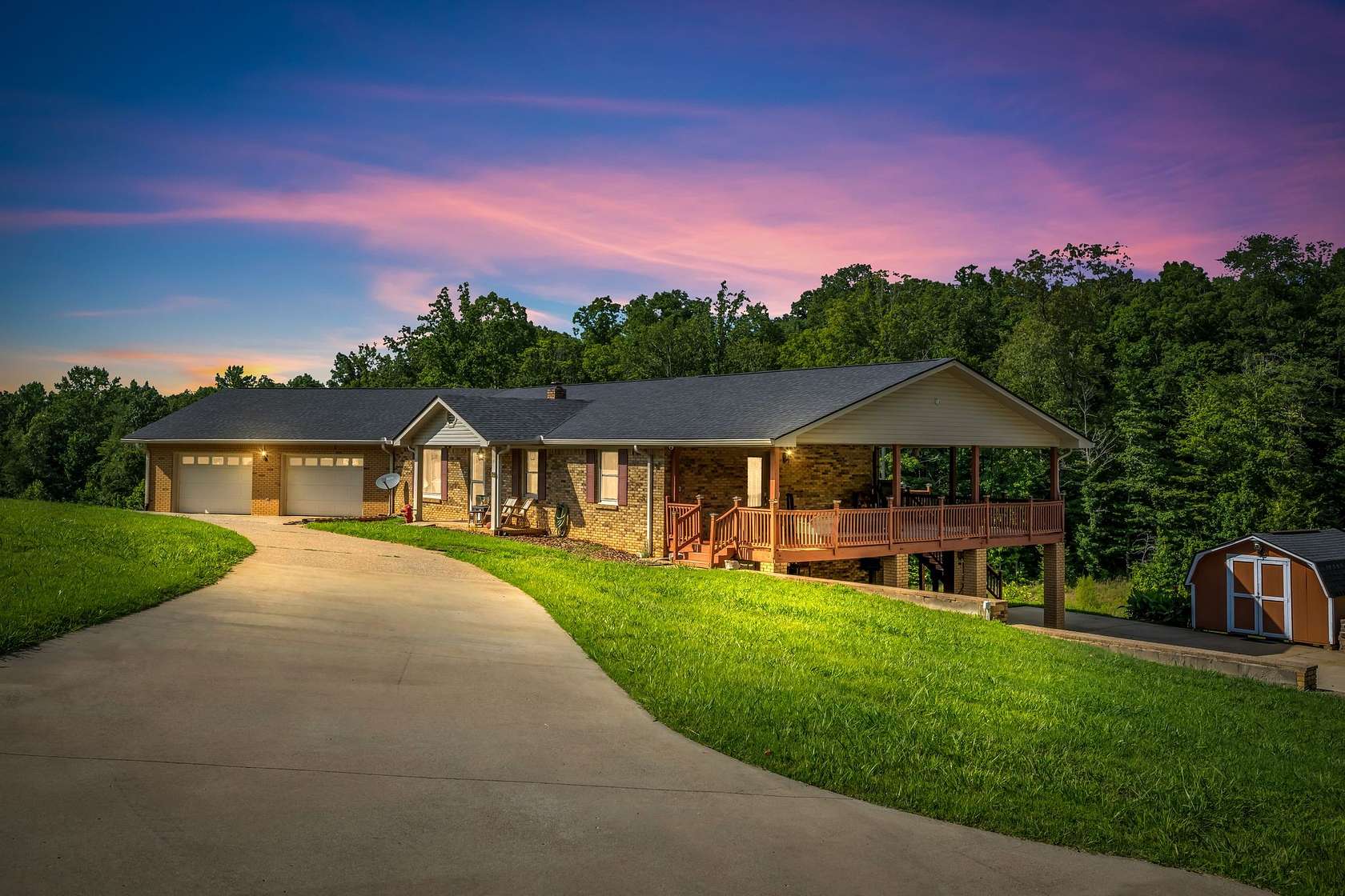 9 Acres of Land with Home for Sale in Waverly, Tennessee